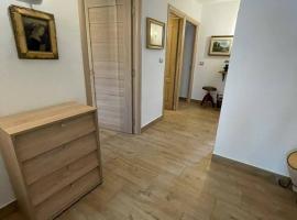 MOGA House, lodge en T&icirc;rnăveni