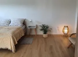 Kawalerka 40 m 2 osoby ulica Porzeczkowa Torun