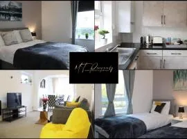 A Comfortable Nest for Contractors or Families - sleeps 8