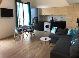 Duplex Jaden - 3 pièces climatisé 80m2, hotel v destinaci Villeveyrac