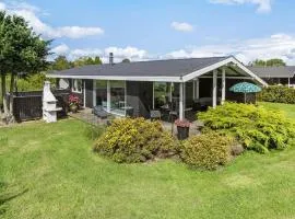 3 Bedroom Gorgeous Home In Juelsminde