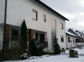 Haus Eva, hotel en Eslarn