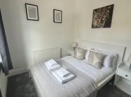 Simonside Apartment