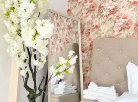 Peaceful and Spacious Apartment at Luanda Bay