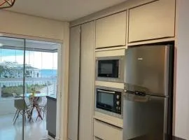 Apartamento Vista Mar com Varanda Gourmet Pertinho do Beto Carrero