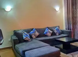 Spacious 2 bedroom, Free Parking