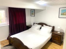 Quiet home, hotel v destinaci Denderleeuw