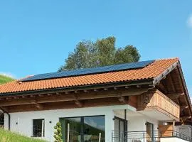 Chalet Steinbock mit üppigem Genusskorb für Zwei