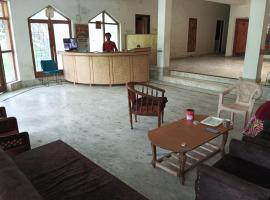 TRIKUTA GARDEN RESORTs, hotel in Katra