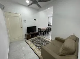 Penang Studio Homestay at Kelawai Rd, Georgetown by SK Vacation Homes