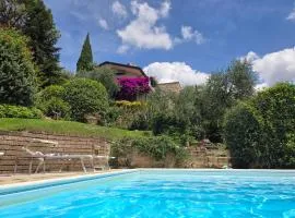 Il Pino - Charming country house with pool