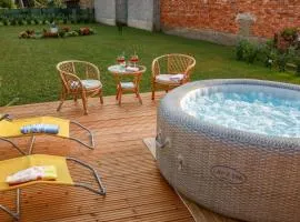 Guest house Studio apartman Marina - with jacuzzi, free parking, pet friendly