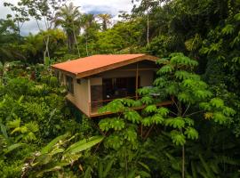 Corcovado Private Houses-Villas-Tents-Nature-Relaxing, hotel a Puerto Jiménez