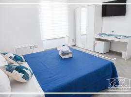 A casa di Claudia, hotel em Brindisi
