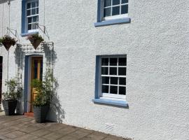 The Ship Inn's Mill Cottage - Weavers Way, hotel in Gatehouse of Fleet