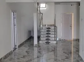 Kim's 2 bedroom Apartment