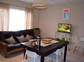 Apart Los Laureles, hotel in Villa Regina