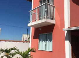 chalé vista para montanha, hotel em Penedo