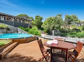 Willowdene pool spa tennis court