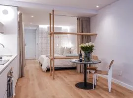 Seaside 9 l Stylish Aparthotel in Three Anchor Bay