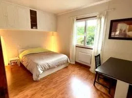 Maison Familiale 3 Chambres, 3 Salle de Bain, Proche RER A - Paris - Disney