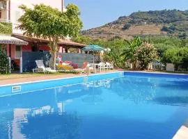 Awesome Apartment In Nocera Terinese