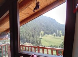 Appartamento incantevole con vista sulla vallata, hotel v destinaci Chamois
