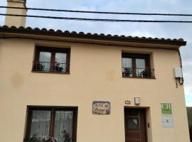 Casa Rural Aires del Moncayo, biệt thự ở Lituénigo