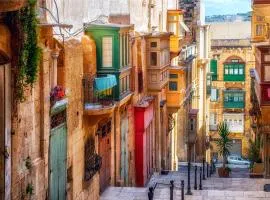 Typical Maltese Maisonette in the Heart of Valletta