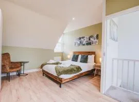 Luxury 2 Bed in Reading - Free Parking & Fast Wi-Fi