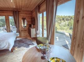 Studio JANE, σαλέ σε Cadenet