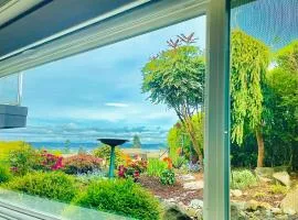 1300sf Retreat with Sound View, Garden & Privacy