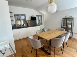 NINOA holidays, hotel din Petrcane