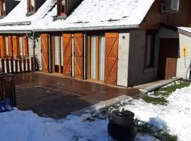 petit gîte de montagne avec jardin et terrasse