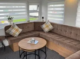 Sharons Lyons lido Caravan 3 bedrooms