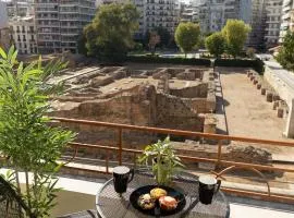 Starlights Wonderful View Apartments by BiNoBi!