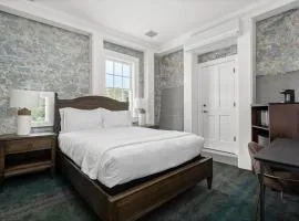 Perfect Santa Rosa Escape at Historic Stonehouse!