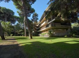 A 300 mt dal mare, in contesto naturale, ξενοδοχείο σε Torre del Lago Puccini