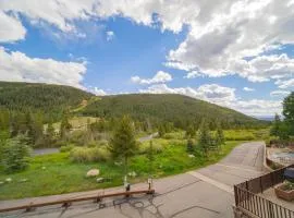 Hidden River Lodge 5969 by SummitCove Lodging
