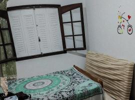Hamdulilla guest house apart, hotel v destinaci Sousse