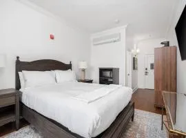 Santa Rosa Stonehouse Private Wine Country Getaway