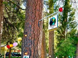The Pines Inn and Cottages, hotel v destinaci Grass Valley