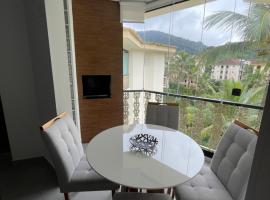 Condomínio Wembley Tenis Praia Das Toninhas J406, 4-Sterne-Hotel in Ubatuba