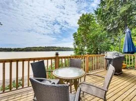 Serene Shelton Sanctuary with Private Beach and Kayaks
