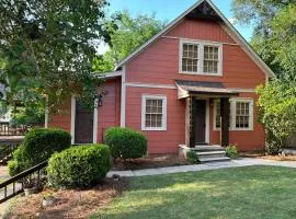 Jenny's Cottage WPool 3 Blocks from Downtown