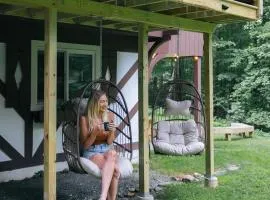Iron Gate Chalet - 5 Minutes to Smugglers Notch!