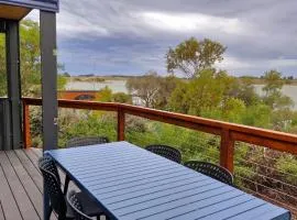 Clayton Bay Riverside Holiday Park