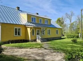 Püha Guesthouse