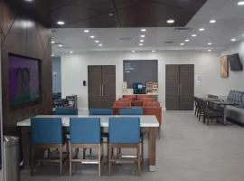 Holiday Inn Express Corpus Christi - Beachfront by IHG