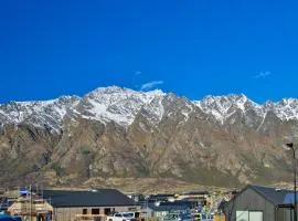 Brand New Hanley's Farm Haven - Explore Queenstown